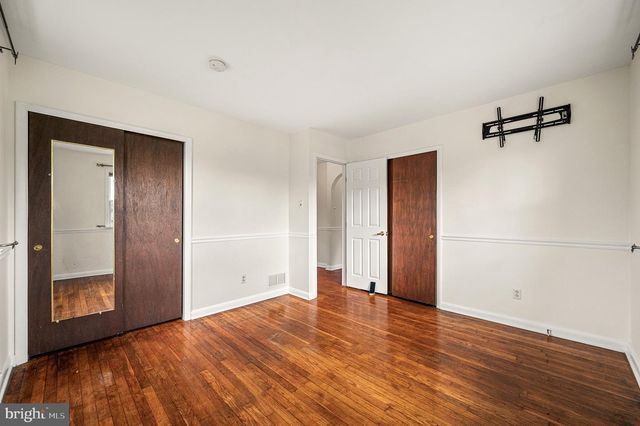 5946 CHICHESTER AVE, Aston, PA 19014