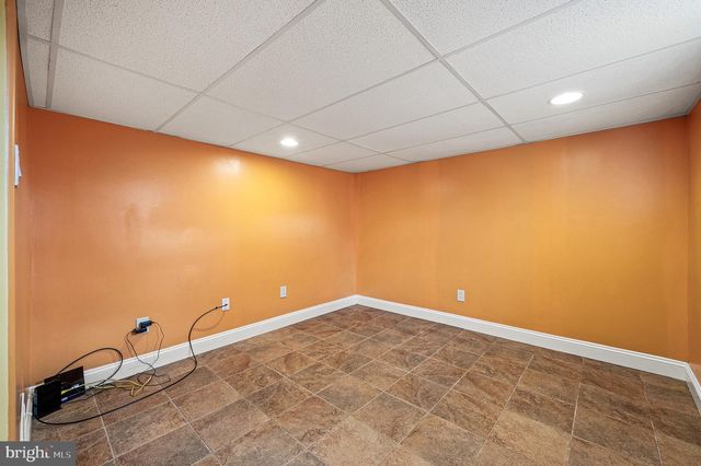 5946 CHICHESTER AVE, Aston, PA 19014