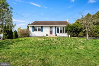 5946 CHICHESTER AVE, Aston, PA 19014