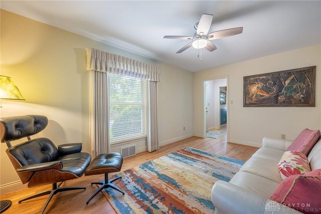 201 S Pelham Drive, Kettering, OH 45429