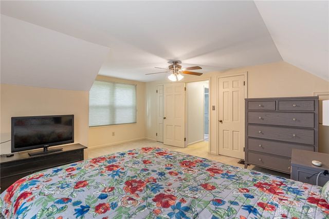 201 S Pelham Drive, Kettering, OH 45429