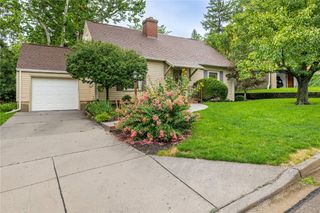 201 S Pelham Drive, Kettering, OH 45429