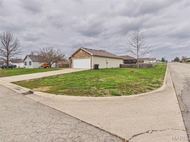 1117 Applelane Drive, Lebanon, MO 65536