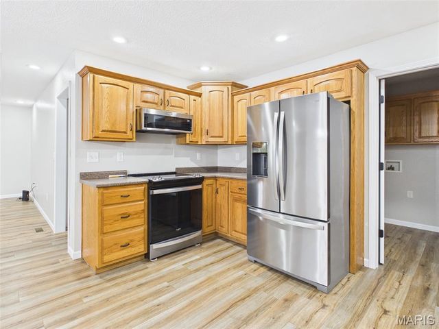 1117 Applelane Drive, Lebanon, MO 65536