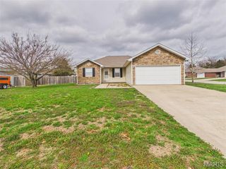 1117 Applelane Drive, Lebanon, MO 65536
