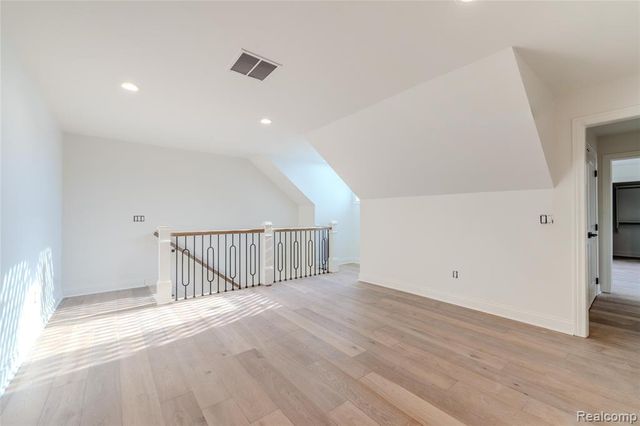 54237 Trieste Court, Shelby Twp, MI 48316