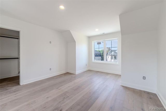 54237 Trieste Court, Shelby Twp, MI 48316