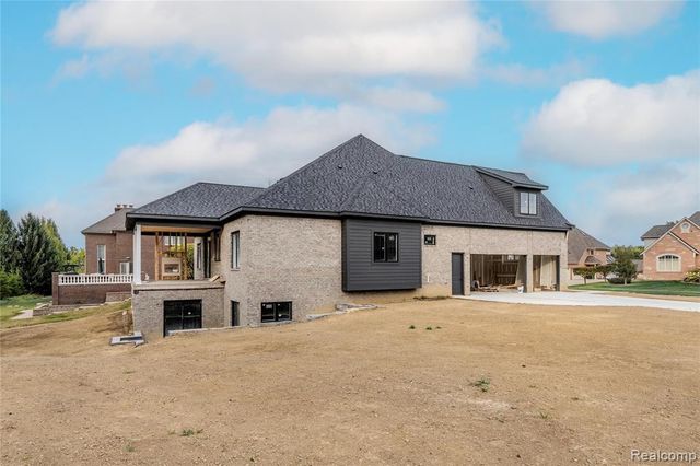 54237 Trieste Court, Shelby Twp, MI 48316