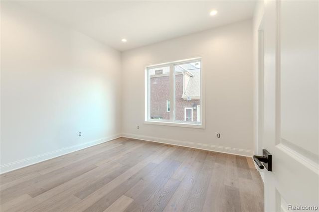 54237 Trieste Court, Shelby Twp, MI 48316