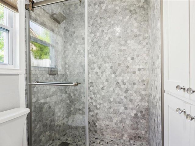 7302 Meadowood Drive DR, Austin, TX 78723