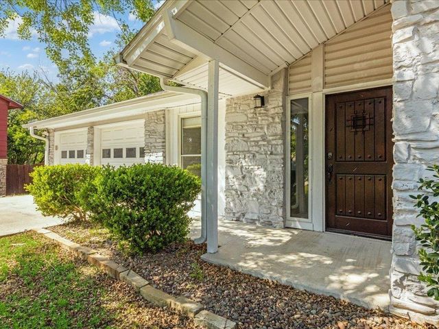 7302 Meadowood Drive DR, Austin, TX 78723