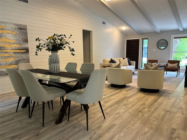 7302 Meadowood Drive DR, Austin, TX 78723