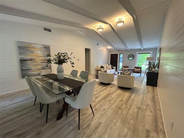 7302 Meadowood Drive DR, Austin, TX 78723