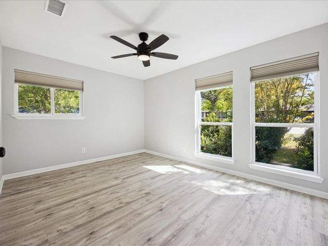 7302 Meadowood Drive DR, Austin, TX 78723