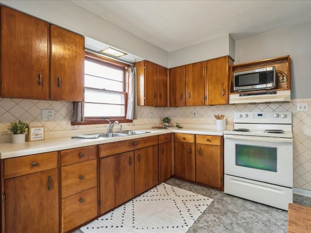 1426 N Street SW, Cedar Rapids, IA 52404