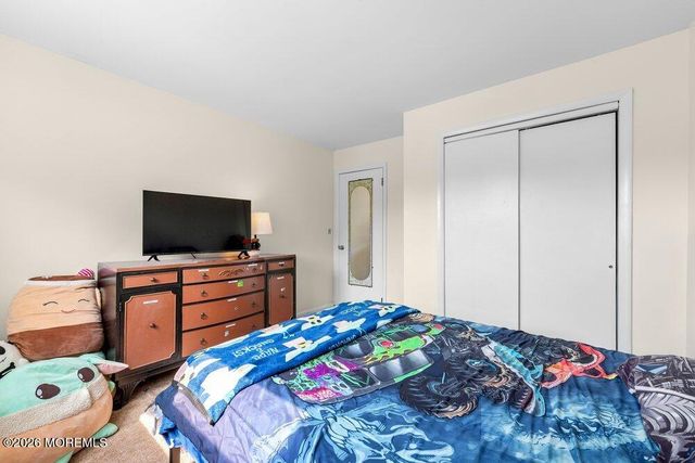 46 Newman Drive, Toms River, NJ 08755