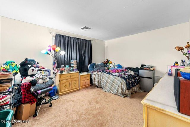 46 Newman Drive, Toms River, NJ 08755