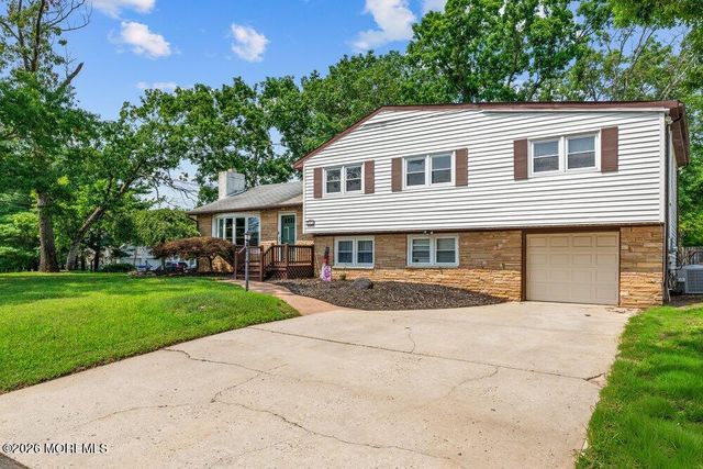 46 Newman Drive, Toms River, NJ 08755