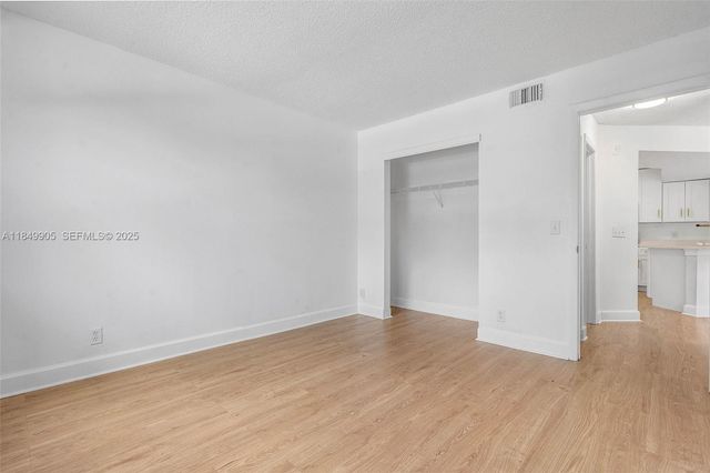 8721 Wiles Road 105, Coral Springs, FL 33067