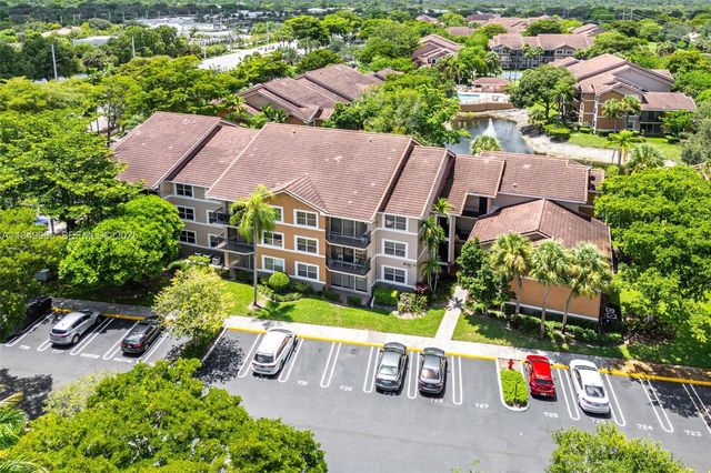 8721 Wiles Road 105, Coral Springs, FL 33067