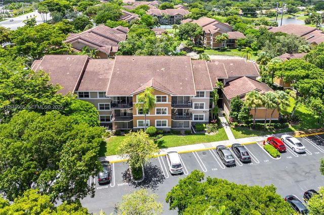 8721 Wiles Road 105, Coral Springs, FL 33067