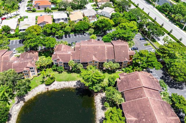 8721 Wiles Road 105, Coral Springs, FL 33067