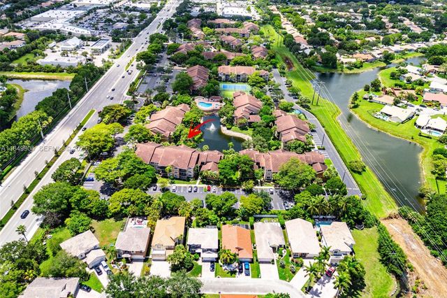 8721 Wiles Road 105, Coral Springs, FL 33067