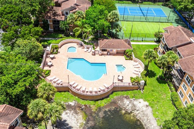 8721 Wiles Road 105, Coral Springs, FL 33067