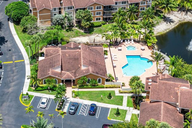 8721 Wiles Road 105, Coral Springs, FL 33067