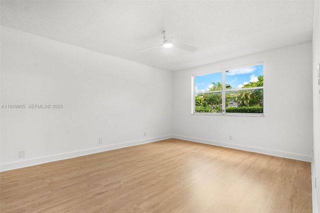 8721 Wiles Road 105, Coral Springs, FL 33067