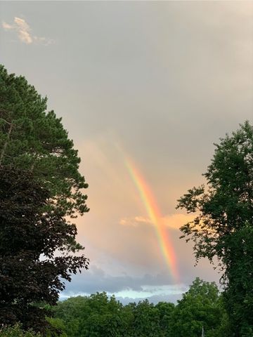 24 Graves St, Deerfield, MA 01373