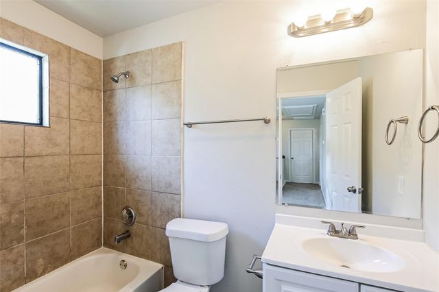 3022 La Estancia Lane, Houston, TX 77093
