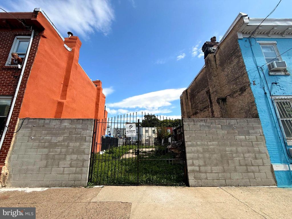 2339 N FAIRHILL ST, Philadelphia, PA 19133