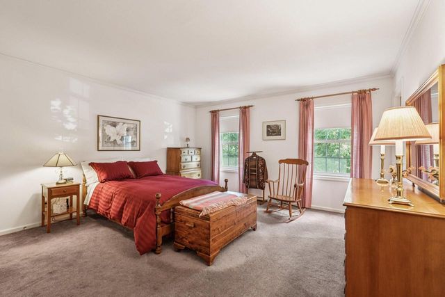 11415 N Lake Shore DRIVE, Mequon, WI 53092