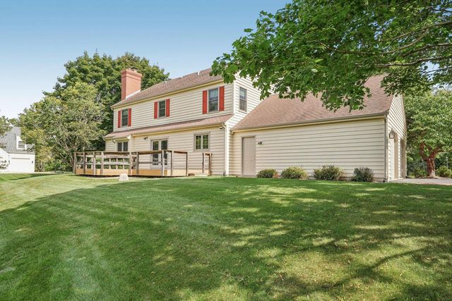 11415 N Lake Shore DRIVE, Mequon, WI 53092