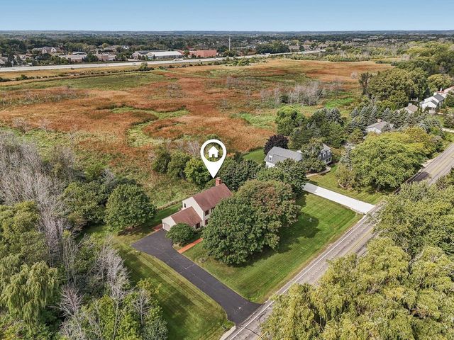 11415 N Lake Shore DRIVE, Mequon, WI 53092