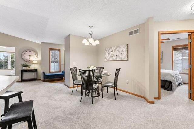 826 Roundhouse Street, Shakopee, MN 55379