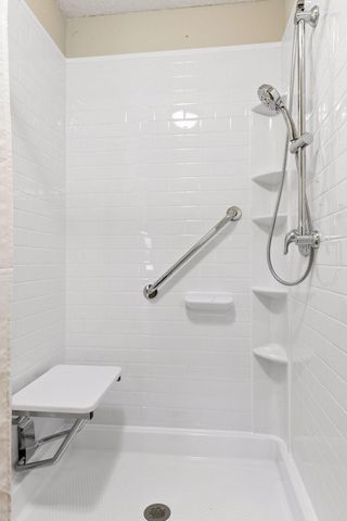 826 Roundhouse Street, Shakopee, MN 55379