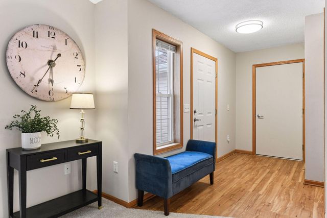 826 Roundhouse Street, Shakopee, MN 55379