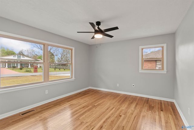 206 Suffield Street, Athens, AL 35611