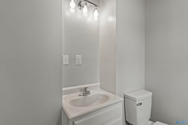 206 Suffield Street, Athens, AL 35611