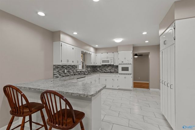 206 Suffield Street, Athens, AL 35611