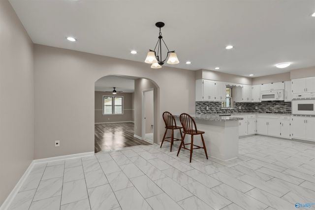 206 Suffield Street, Athens, AL 35611