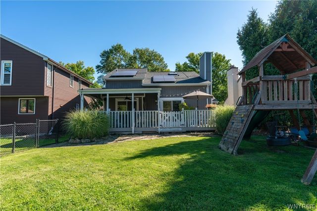 46 Brockmoore Drive, Amherst, NY 14051