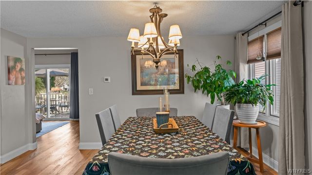 46 Brockmoore Drive, Amherst, NY 14051
