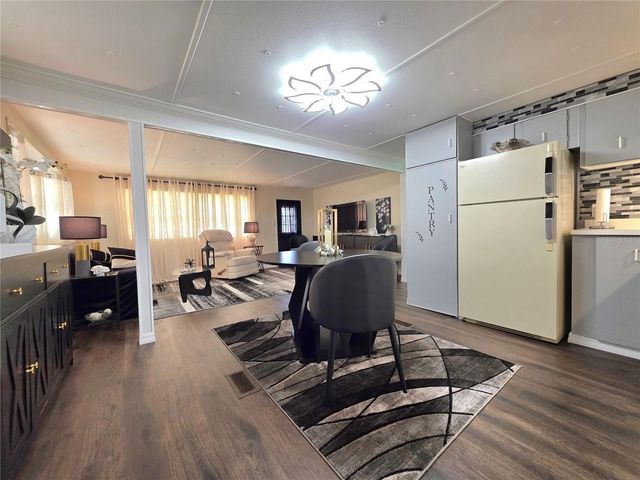 37135 SANDRA AVENUE, Zephyrhills, FL 33542