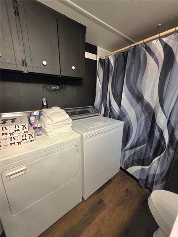 37135 SANDRA AVENUE, Zephyrhills, FL 33542