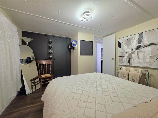 37135 SANDRA AVENUE, Zephyrhills, FL 33542