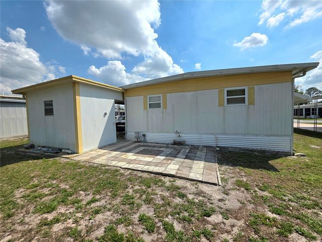 37135 SANDRA AVENUE, Zephyrhills, FL 33542