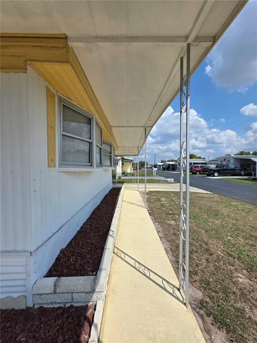 37135 SANDRA AVENUE, Zephyrhills, FL 33542